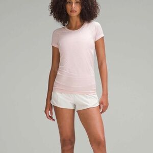 Lululemon Swiftly Tech Short Sleeve Tee – Lavender (Size 6)